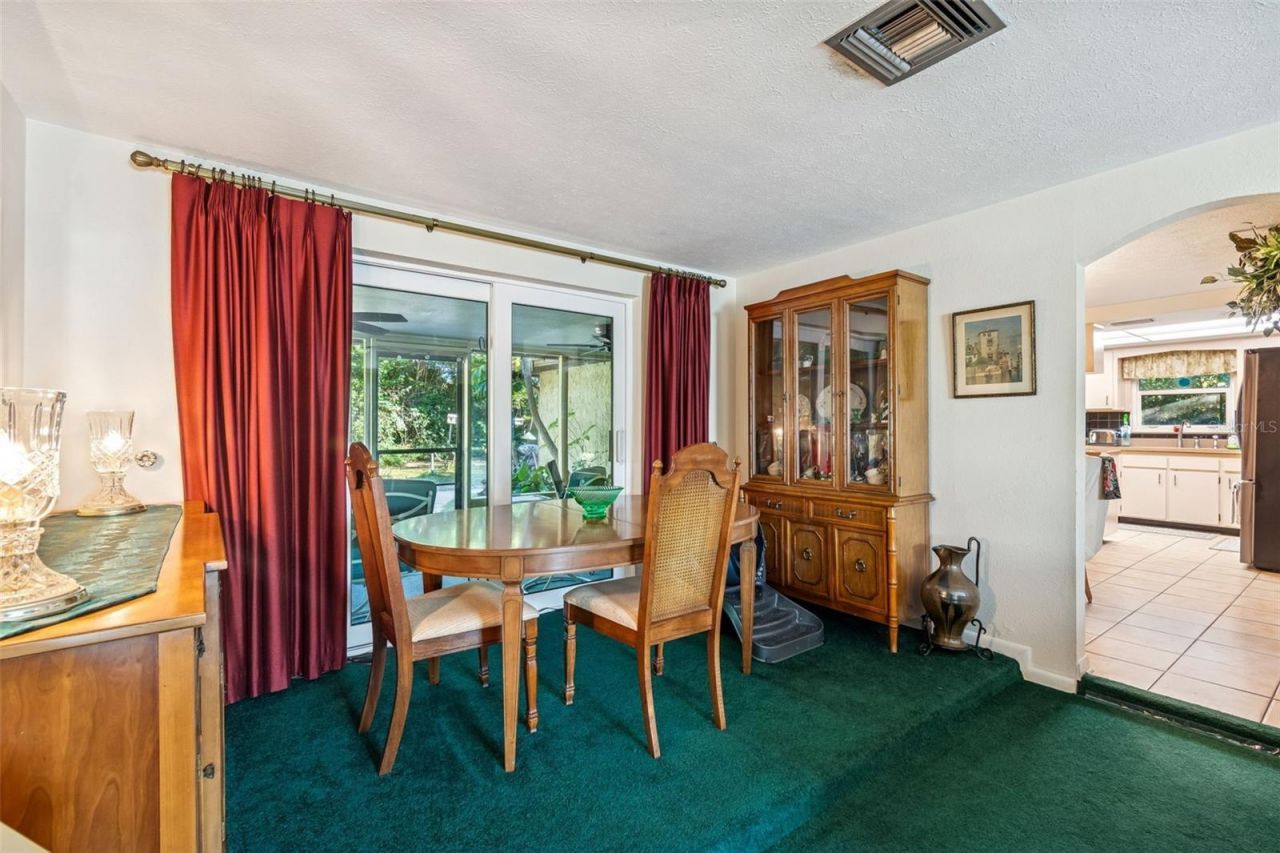 11600 Meadowlane Drive, Dade City, FL 33525 Photo