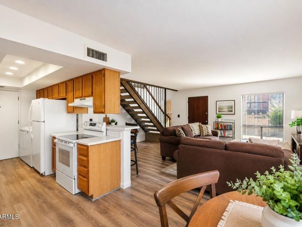 744 E North Lane, Unit 2, Phoenix, AZ 85020