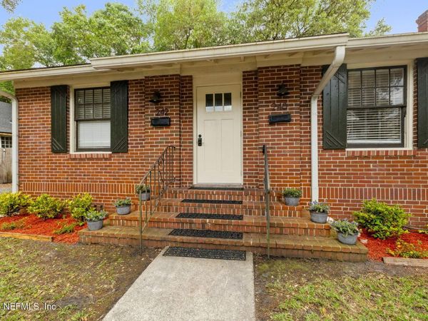 240 E 6TH Street, Jacksonville, FL 32206