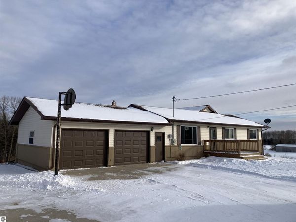 3450 Reasner Road, Rose City, MI 48654