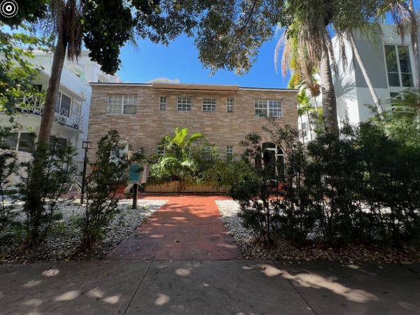 828 Pennsylvania Ave, Miami Beach, FL 33139