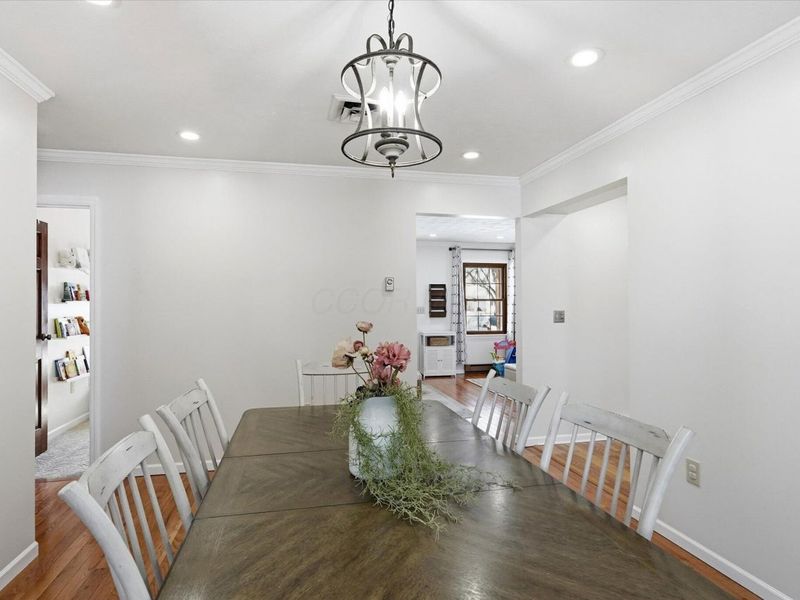 708 Damon Drive, Washington Court House, OH 43160 Photo 10