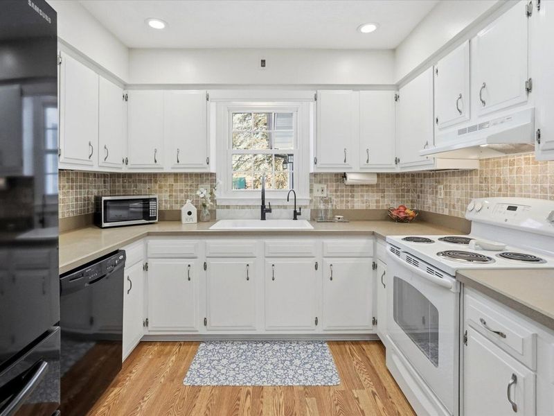 708 Damon Drive, Washington Court House, OH 43160 Photo 14