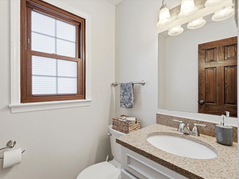 708 Damon Drive, Washington Court House, OH 43160 Photo 17