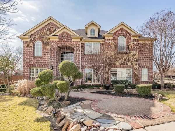 3909 Aquatic Drive, Carrollton, TX 75007