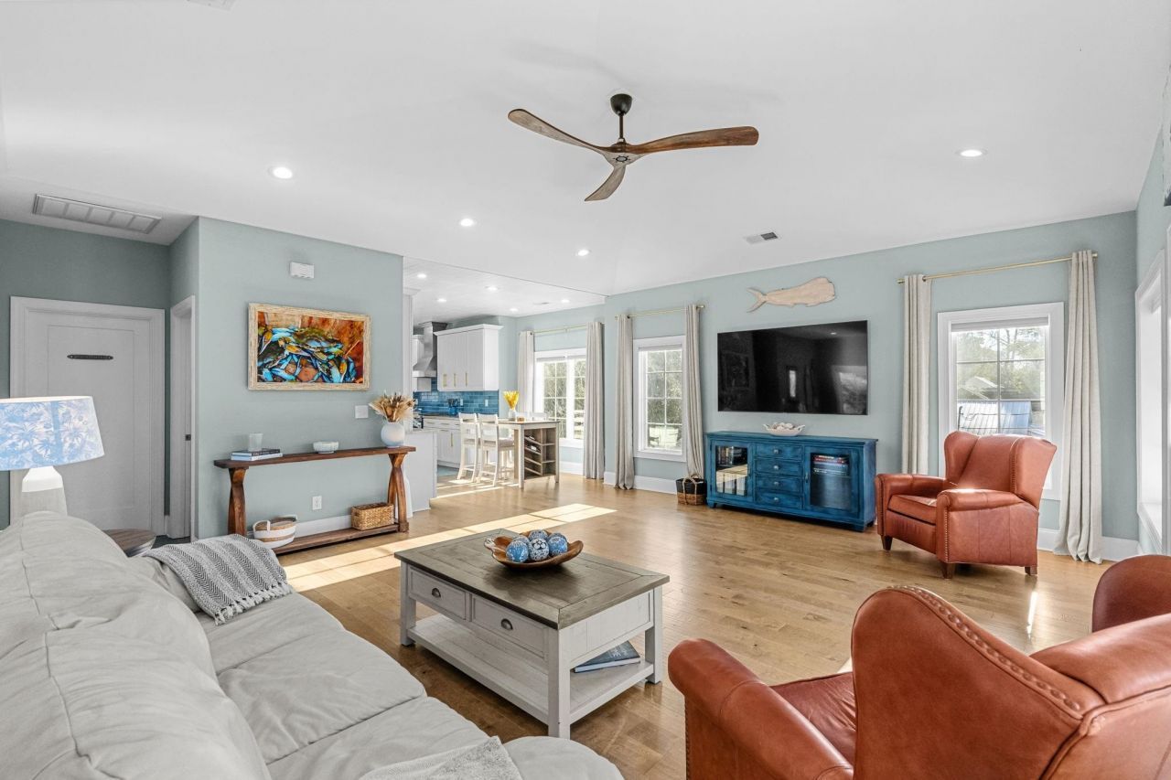 628 1st Ave. N Photo 7