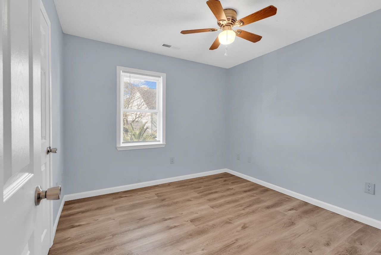 829 9th Ave. S Photo 10