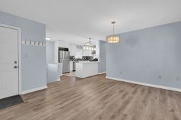 829 9th Ave. S photo 4