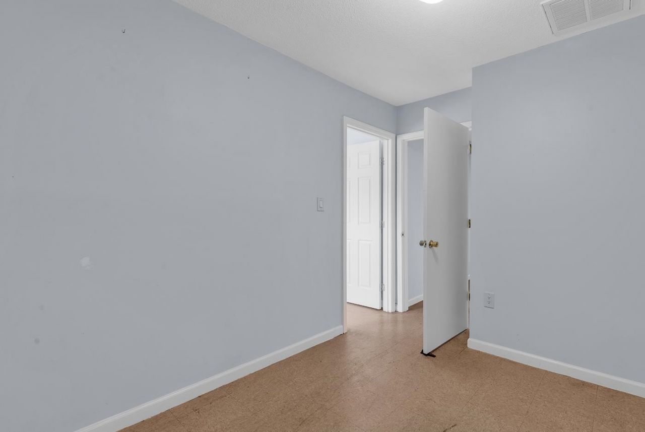 829 9th Ave. S Photo 30