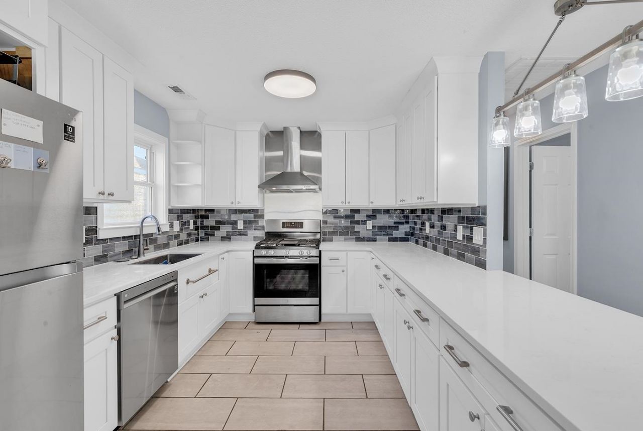 829 9th Ave. S Photo 7