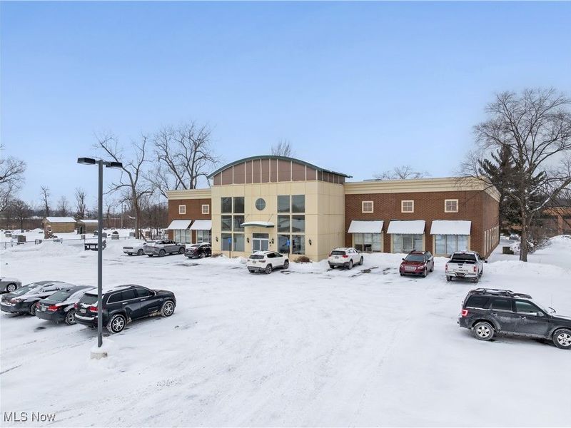 32875 Solon Road, Solon, OH 44139 Photo 14