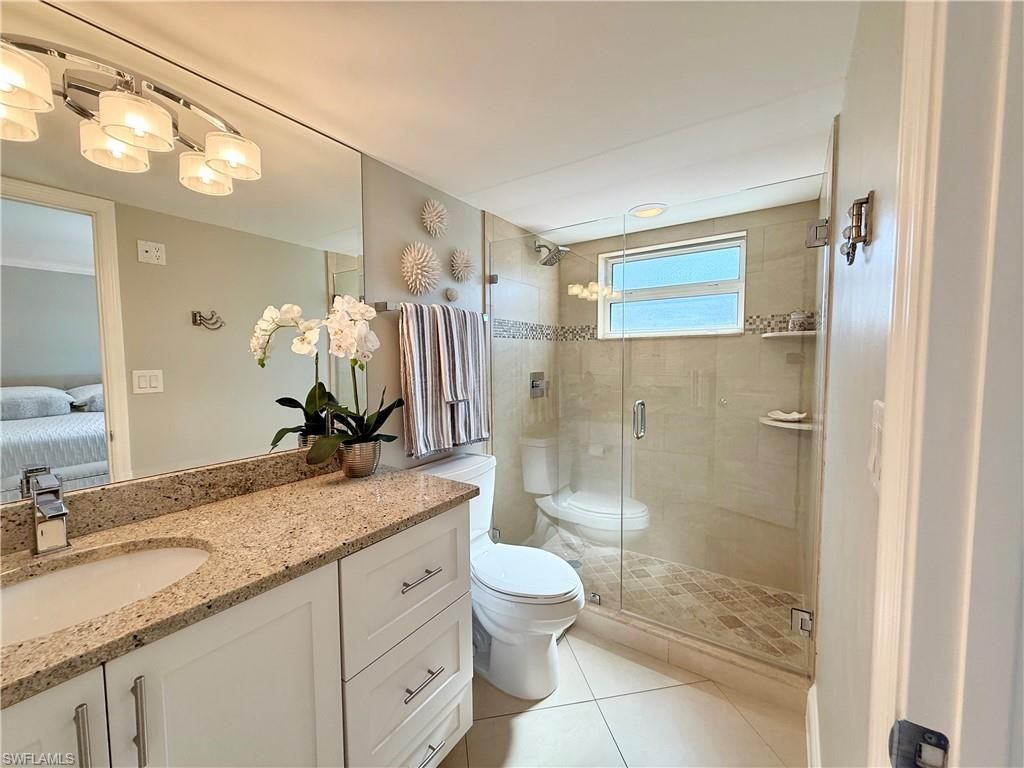 960 7th St S, Unit 202, Naples, FL 34102 Photo