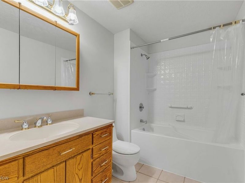 123 Shakespeare Lane, Avon, OH 44011 Photo 27