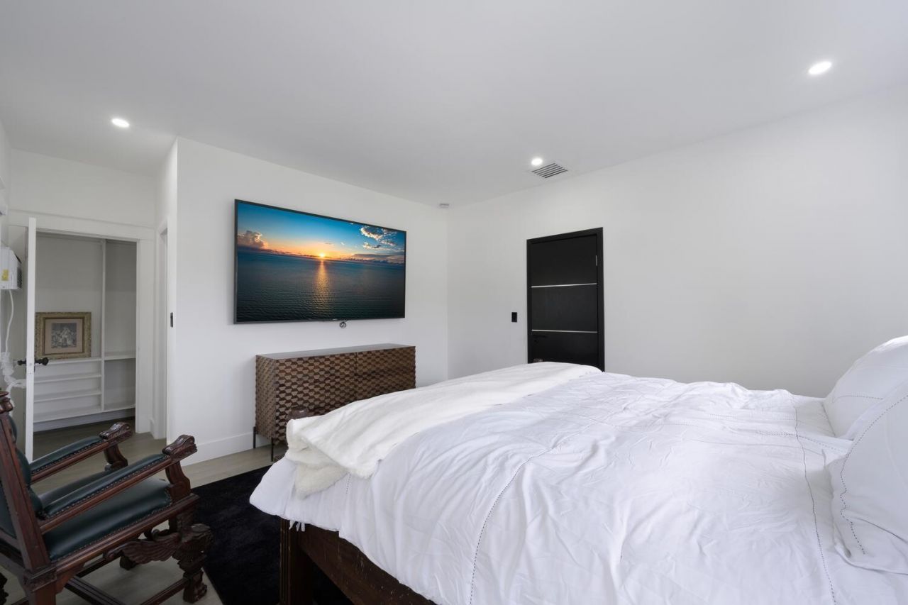 1629 S Lakeside Drive, Lake Worth Beach, FL 33460 Photo