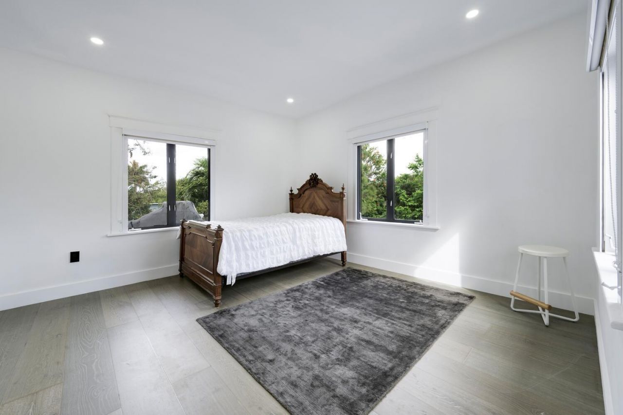 1629 S Lakeside Drive, Lake Worth Beach, FL 33460 Photo