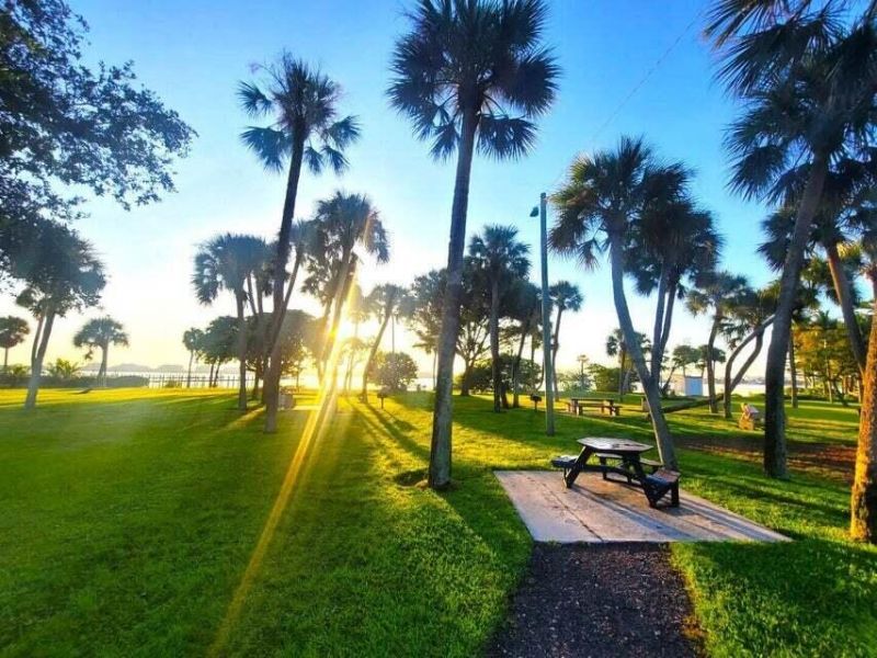 1629 S Lakeside Drive, Lake Worth Beach, FL 33460 Photo