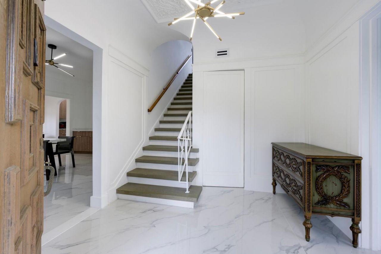 1629 S Lakeside Drive, Lake Worth Beach, FL 33460 Photo