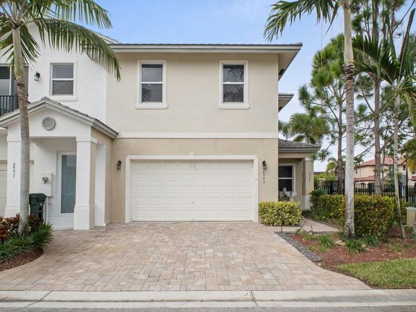 6993 Pines Circle, Unit 6993, Coconut Creek, FL 33073
