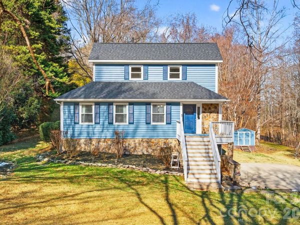 4711 Mountain Point Lane, Charlotte, NC 28216