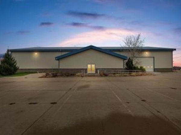 42 Spruce Street, Tipton, IA 52772