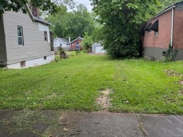 6922 Plymouth Avenue, University City, MO 63130