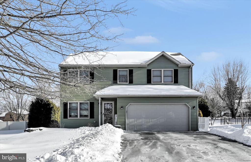 14 N Butterfly Drive, Myerstown, PA 17067 Main Photo