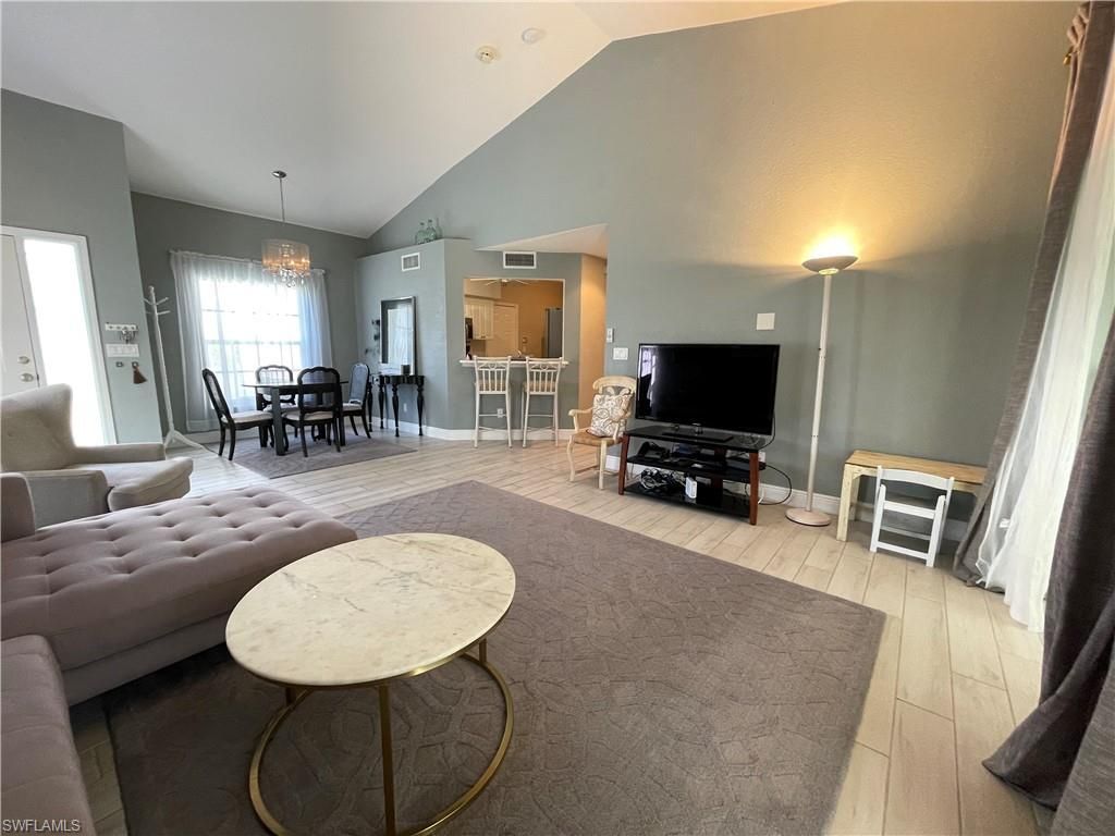 1130 Partridge Cir, Unit 102, Naples, FL 34104 Photo