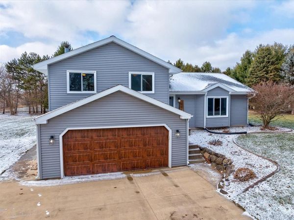 4285 Rutland Dunn Townline Road, Oregon, WI 53575