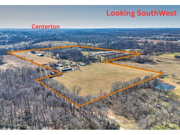 801 Arlin Lane, Centerton, AR 72719