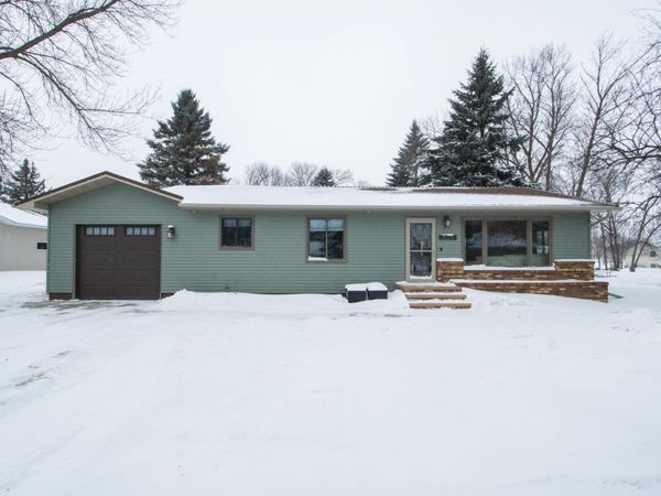 809 Westgate Circle, Hawley, MN 56549