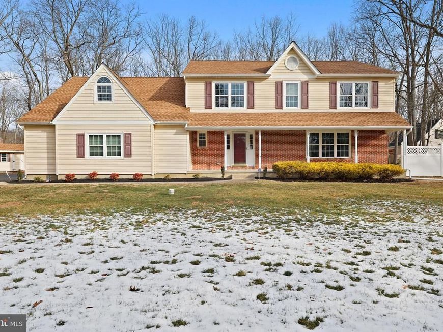 2 Packenah Trl, Shamong, NJ 08088 Main Photo