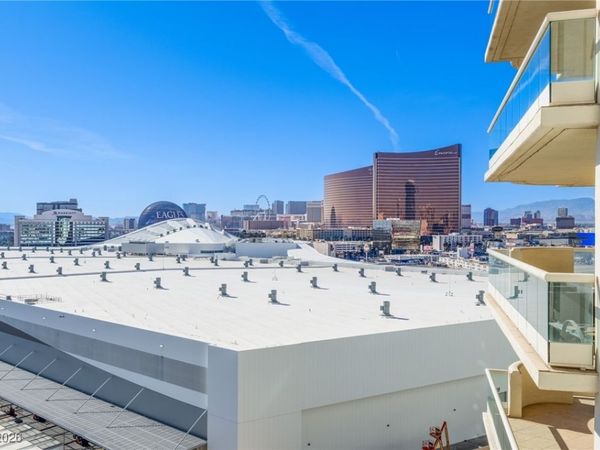 2877 Paradise Road, Unit 1203, Las Vegas, NV 89109