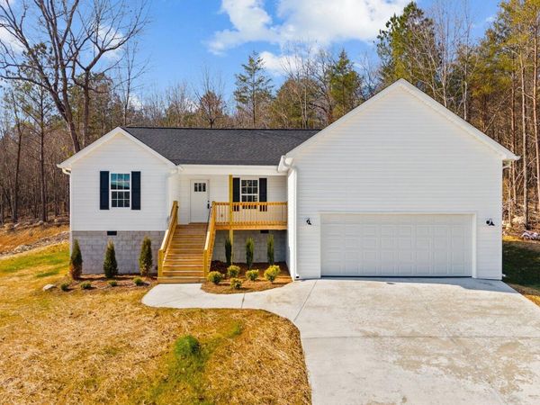 827 Bridges Road, Rocky Face, GA 30740