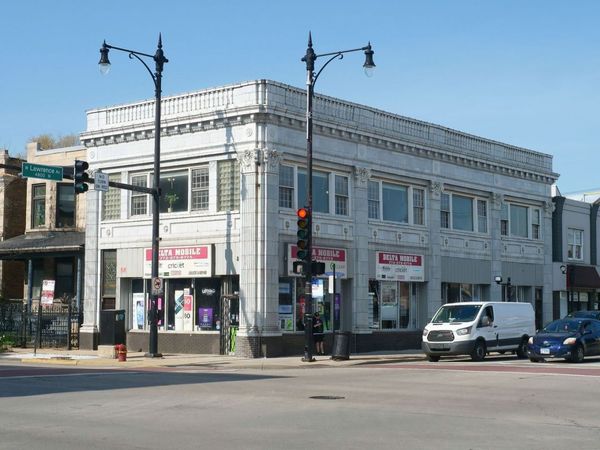 4758 N Ashland Avenue, Chicago, IL 60640