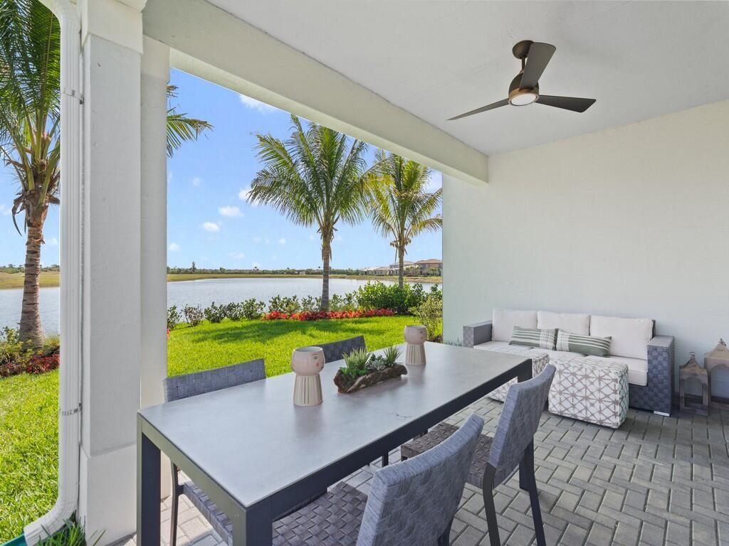 721 SE Fascino Circle, Port Saint Lucie, FL 34984 Photo