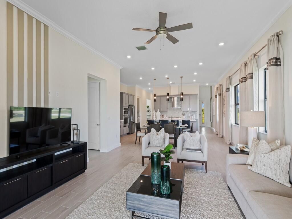 721 SE Fascino Circle, Port Saint Lucie, FL 34984 Photo