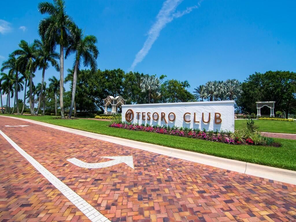 721 SE Fascino Circle, Port Saint Lucie, FL 34984 Photo