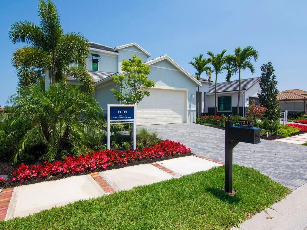 721 SE Fascino Circle, Port Saint Lucie, FL 34984 Photo