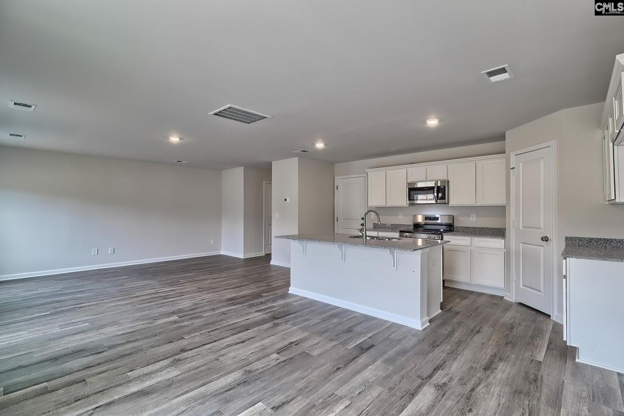 2424 Bold Ruler Road Photo 5