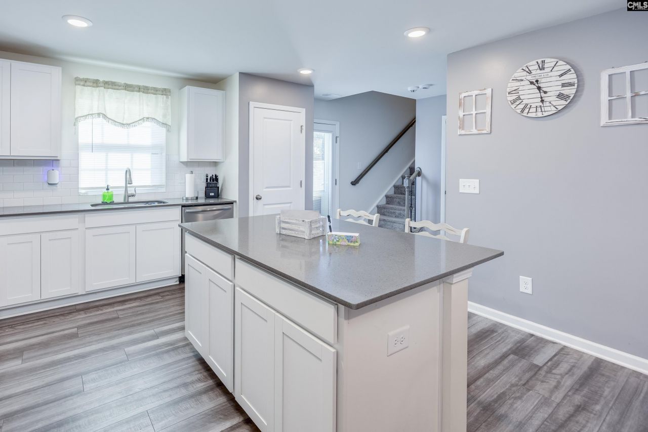 440 Windy Farm Road Photo 12