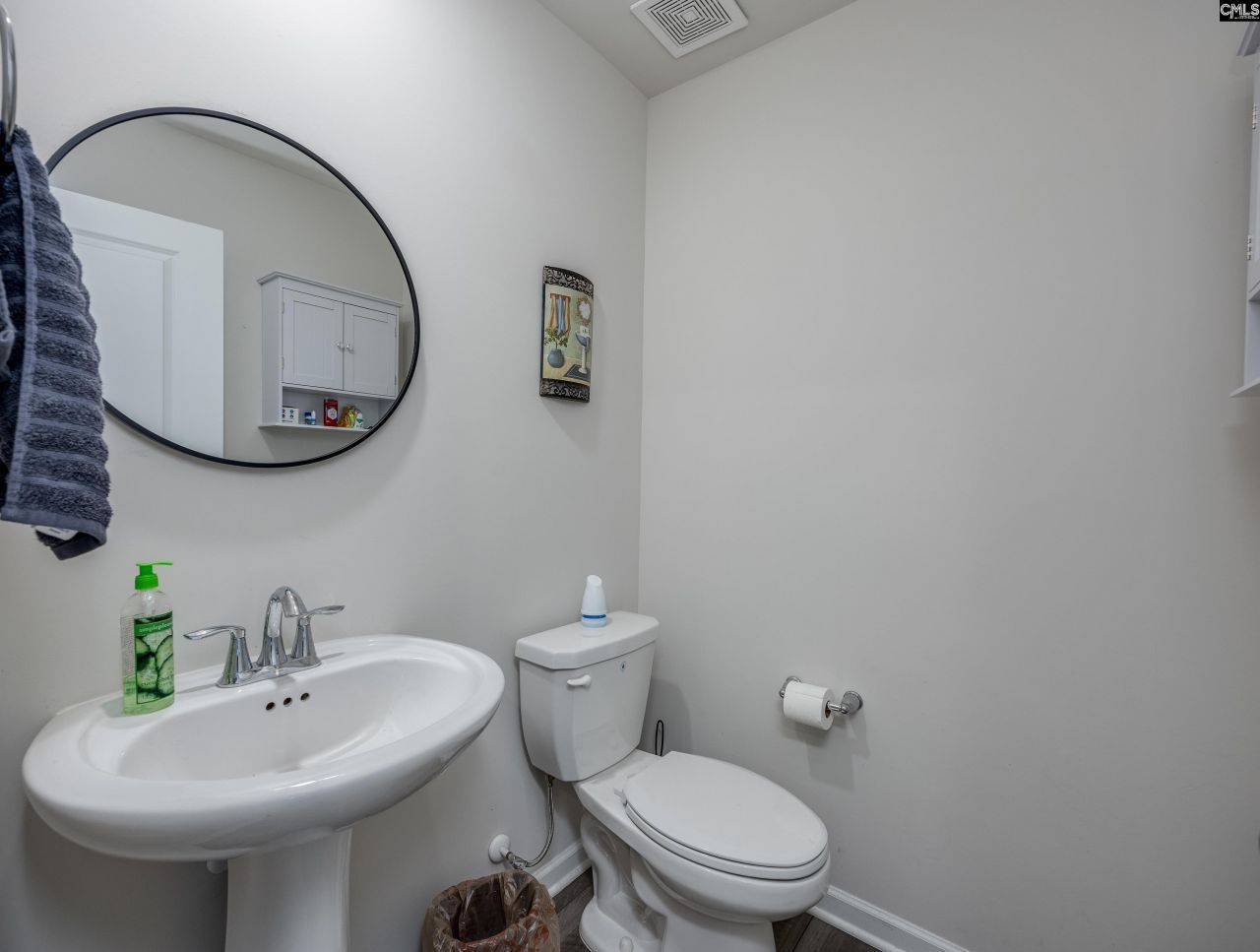 440 Windy Farm Road Photo 13