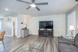 440 Windy Farm Road photo 4