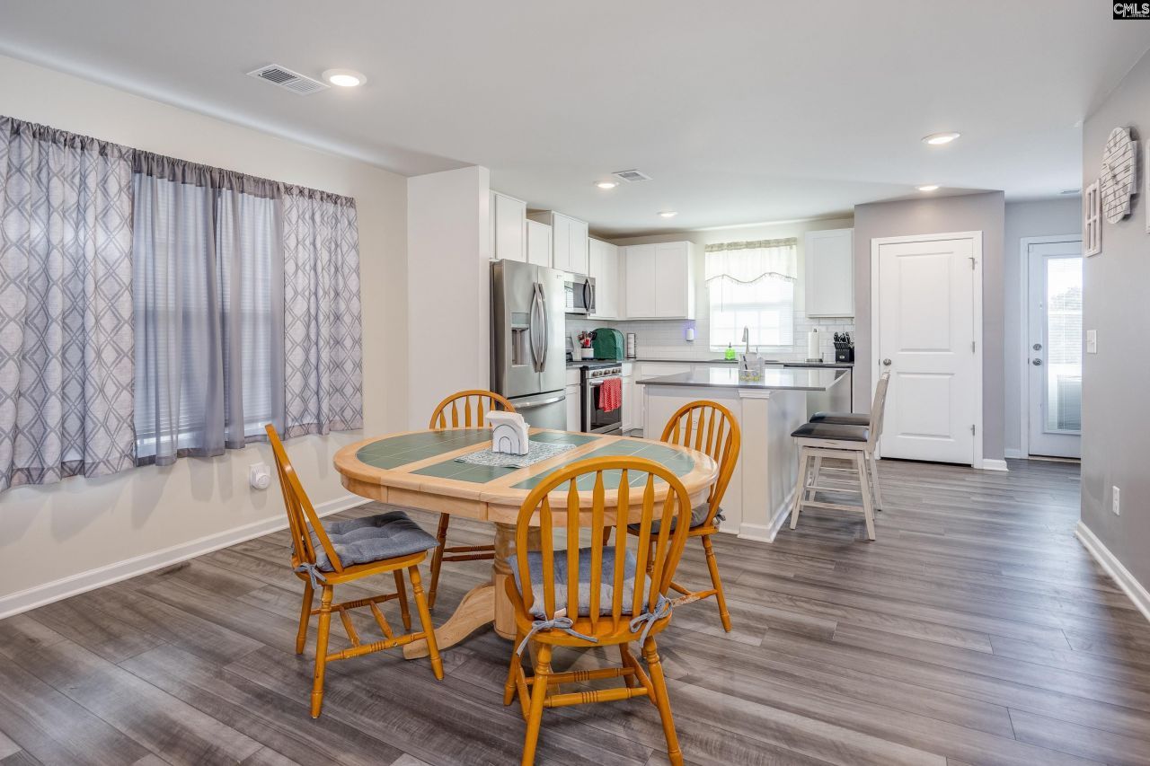 440 Windy Farm Road Photo 6