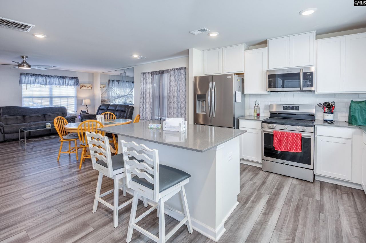 440 Windy Farm Road Photo 9