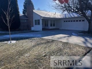 291 W 17th Street, Idaho Falls, ID 83402 Main Photo