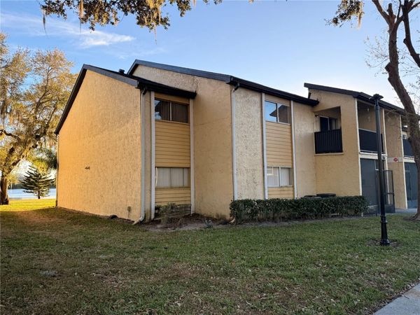 934 LAKE DESTINY ROAD, Unit B, ALTAMONTE SPRINGS, FL 32714