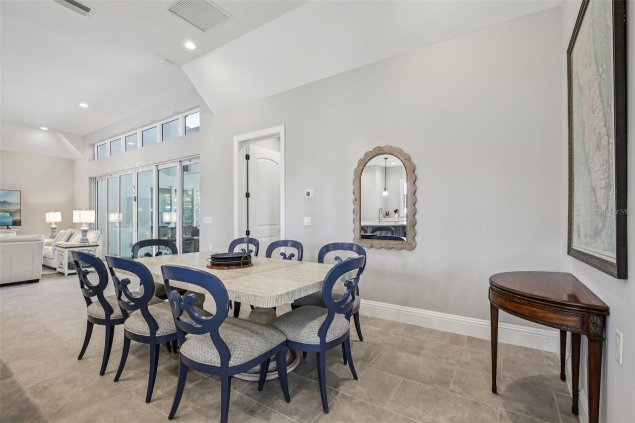 125 S Blvd Of Presidents, Sarasota, FL 34236 Photo
