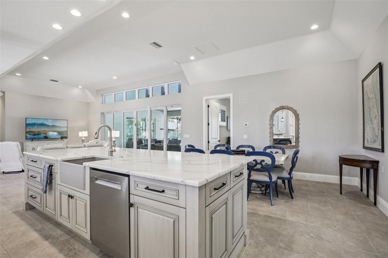 125 S Blvd Of Presidents, Sarasota, FL 34236 Photo