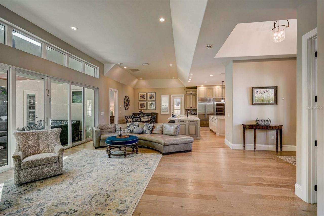 125 S Blvd Of Presidents, Sarasota, FL 34236 Photo