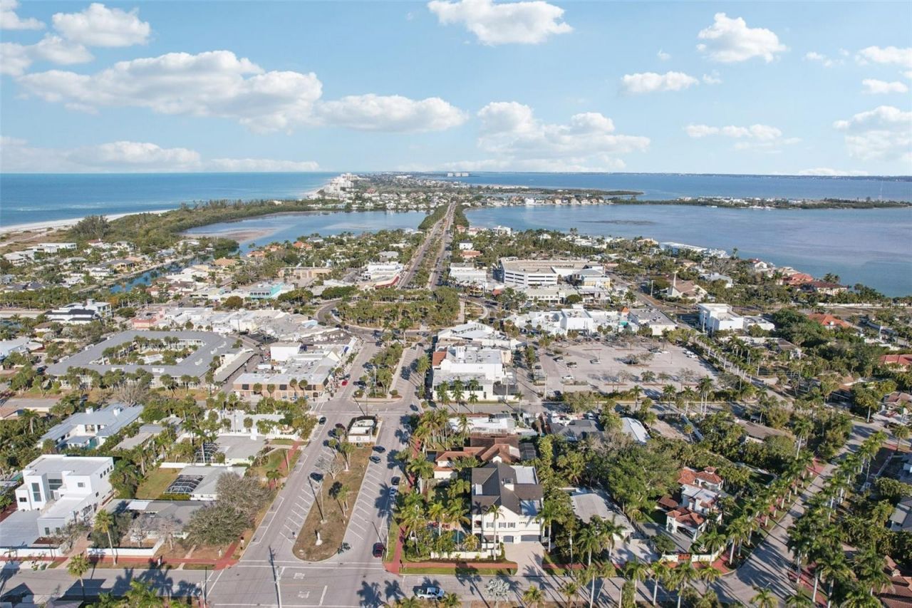 125 S Blvd Of Presidents, Sarasota, FL 34236 Photo